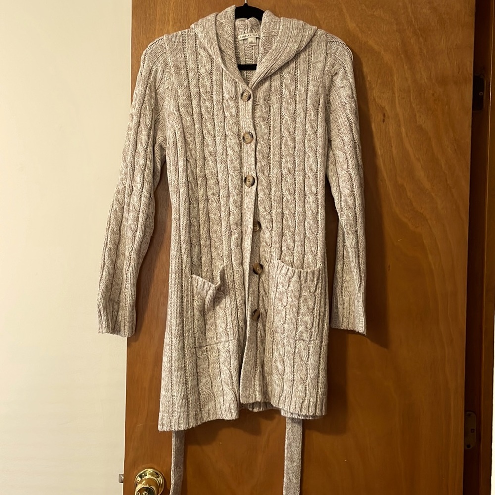 Tan knitted long sleeve front tie button up size XL woman’s sweater